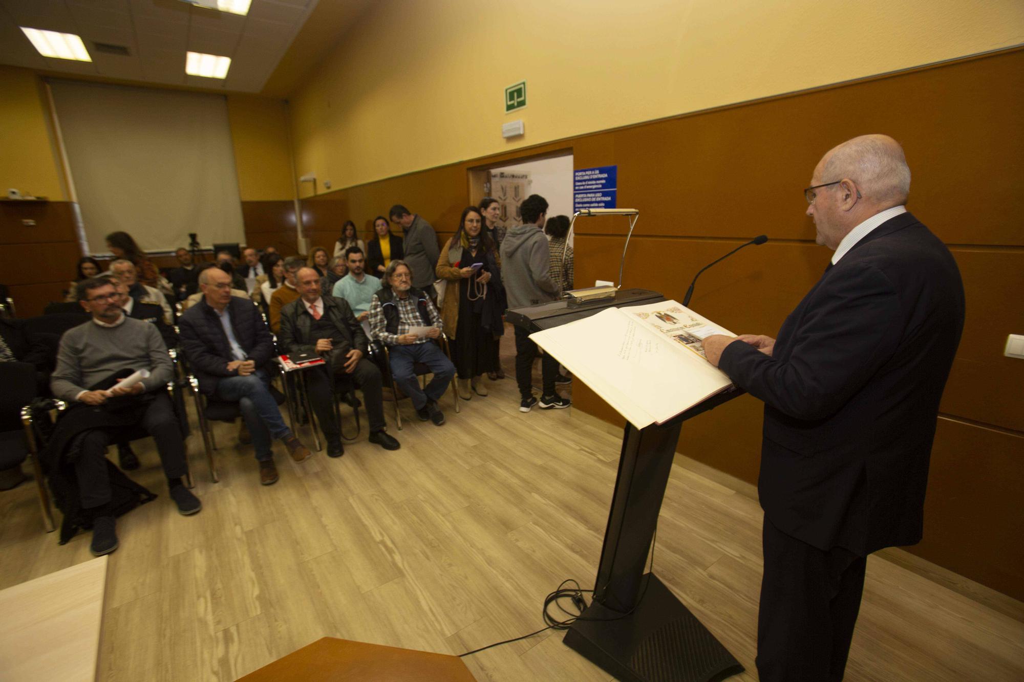 20 años de lectura de la Constitución en la sede de la UA