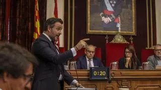 El alcalde de Elche sale en defensa del edil de Estrategia Municipal y dice estar "a días" de la liquidación del presupuesto