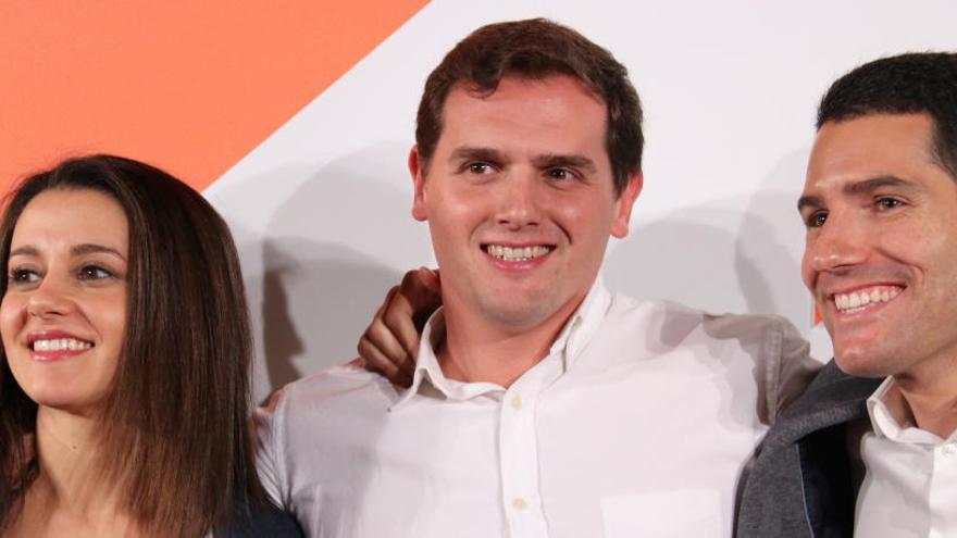 Inés Arrimadas, Albert Rivera i Nacho Martín Blanco.