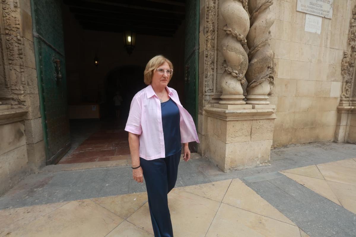 Ana Barceló no repetirá como candidata del PSOE en las próximas elecciones en Alicante Ana Barceló no repetirá como candidata del PSOE en las próximas elecciones en Alicante