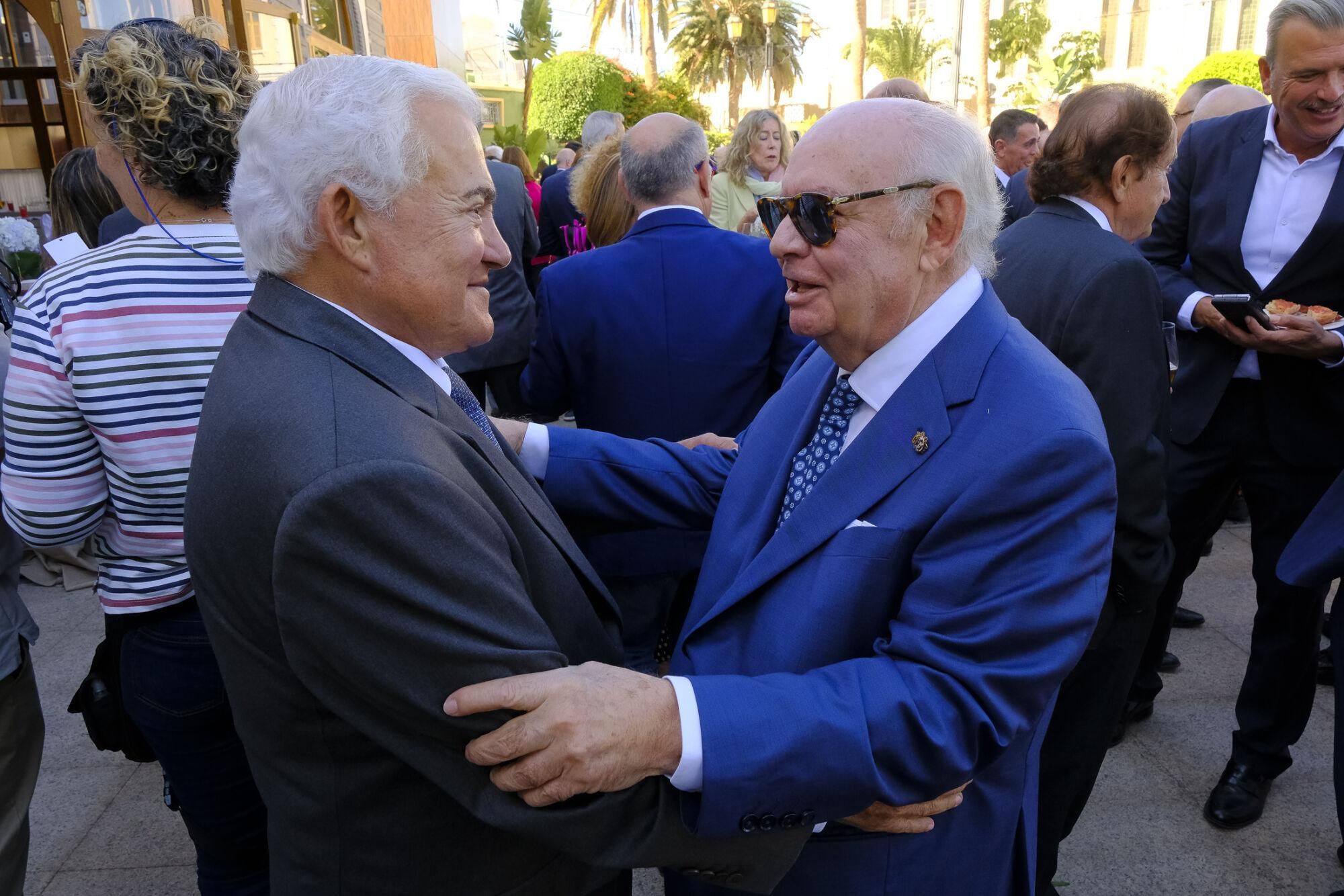 Comida navideña de la Confederación Canaria de Empresarios (CCE) en Las Palmas de Gran Canaria