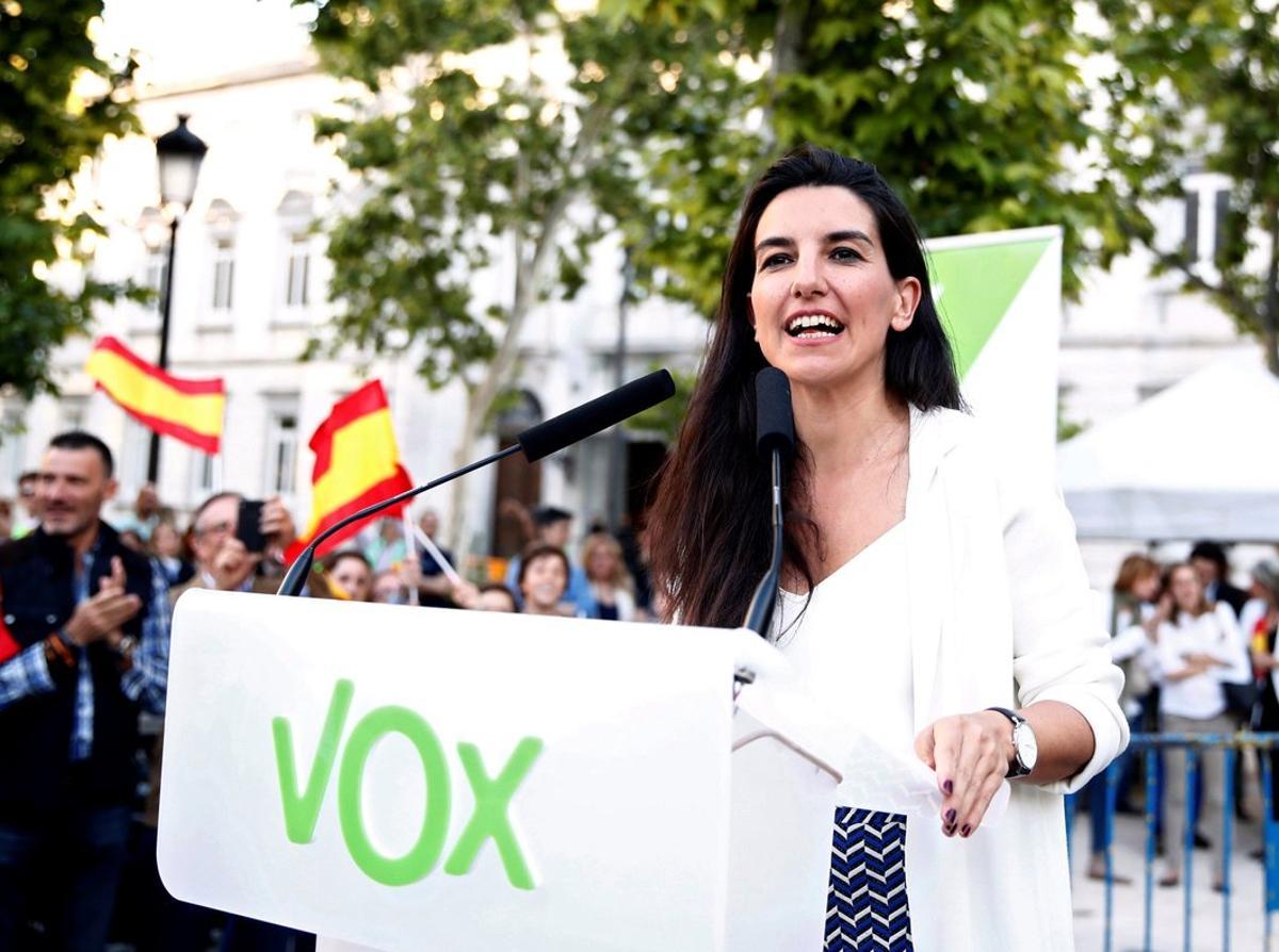 GRAF7715. MADRID, 24/05/2019.- La candidata de Vox a la Presidencia de la Comunidad de Madrid, Rocío Monasterio, durante su intervención, este viernes, en el acto de cierre de campaña que se celebra en la plaza Villa de París, en Madrid. EFE/ Javier López