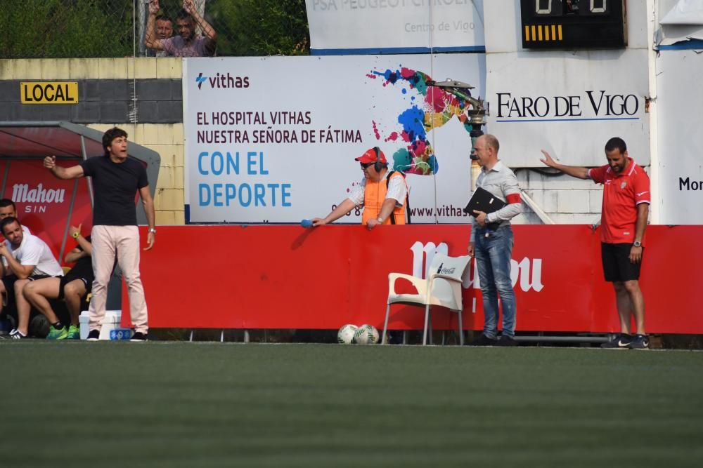 Carlos Pereira igualó de penalti a dos minutos para la conclusión y con el equipo en inferioridad numérica desde el minuto 58