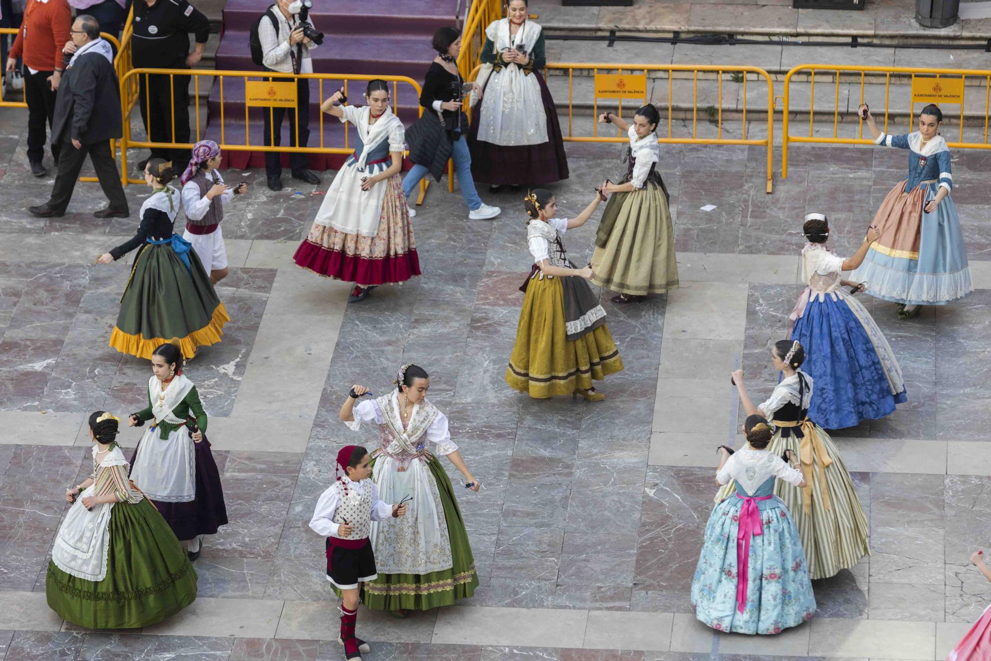 Así ha sido la Dansà Infantil de las Fallas 2022