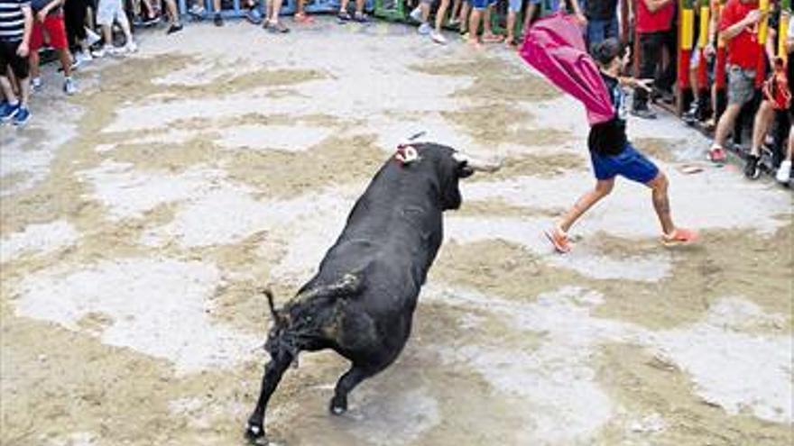 El Trapío premia en l’Alcora como mejor toro al de la peña El Cossío