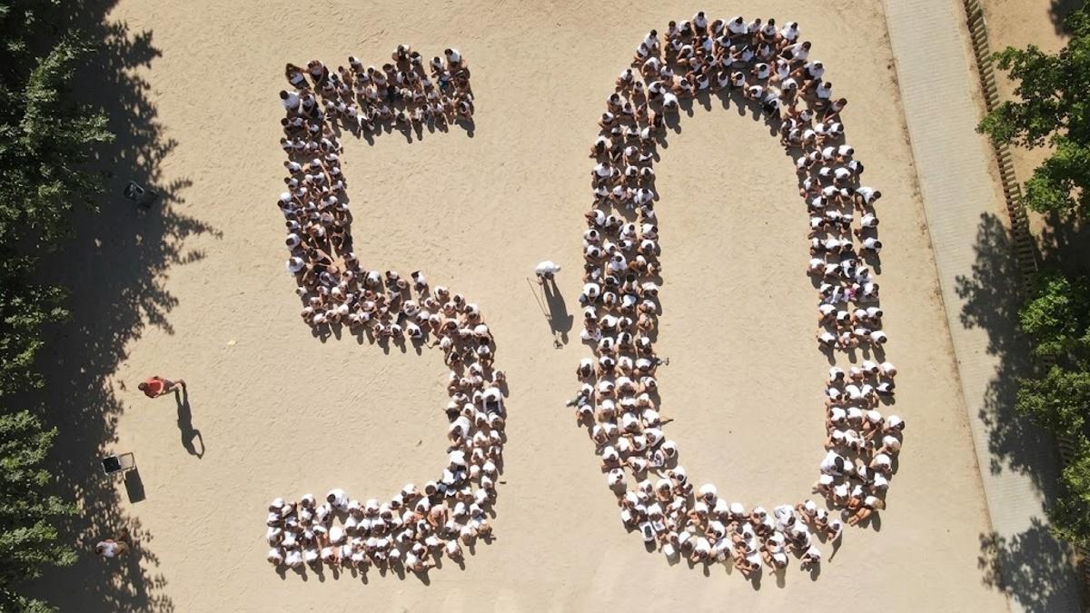 Celebració del 50è aniversari de l'Escola Ruiz Amado de Castelló d'Empúries.