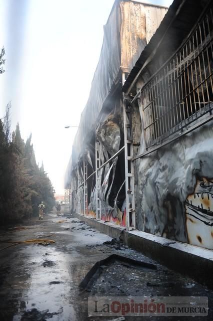 Así ha quedado la antigua fábrica de Rostoy tras el incendio en Murcia