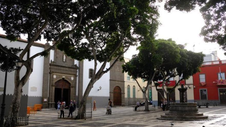 Plaza de Santo Domingo, en Vegueta. | |