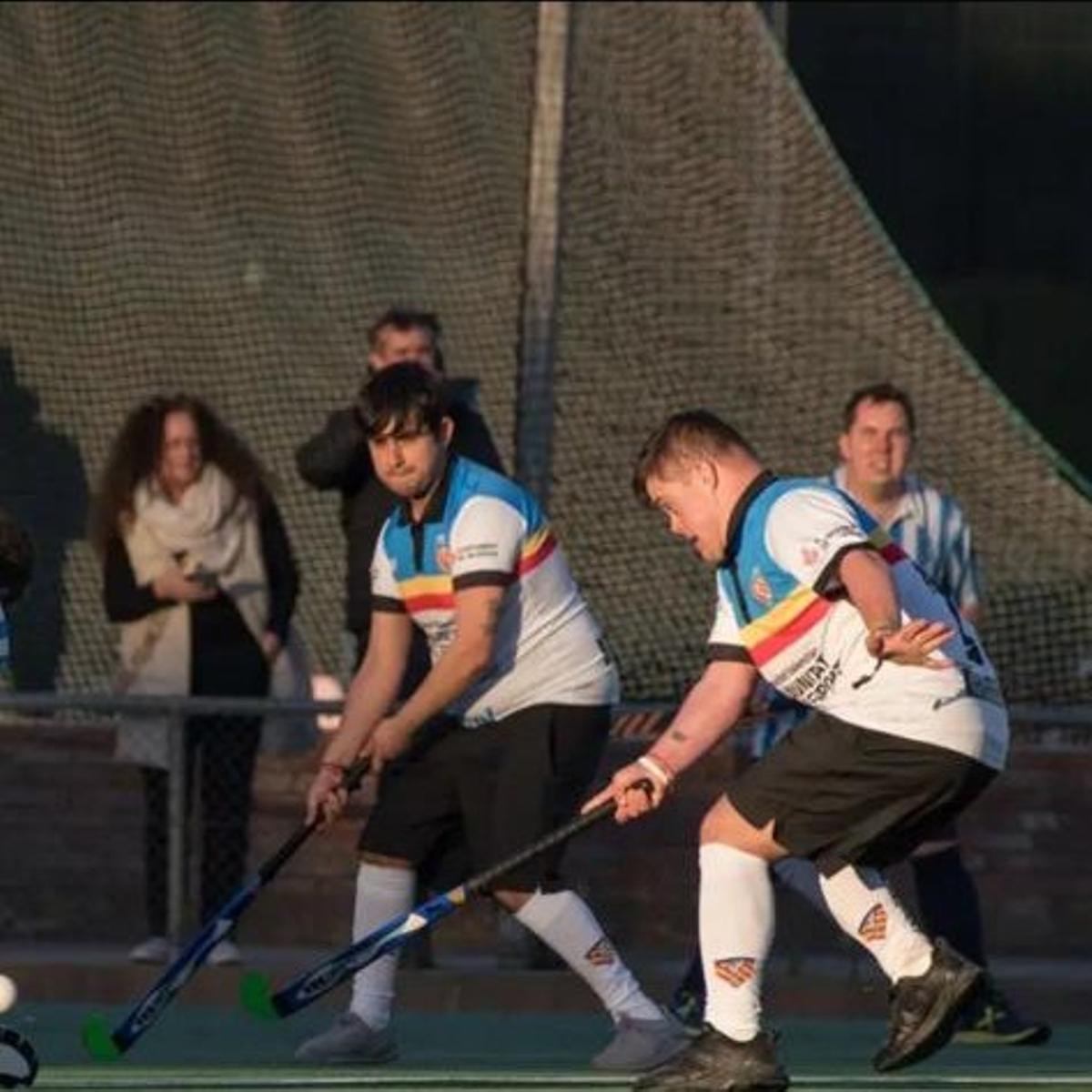 Jordi compitiendo con la Selecció Valenciana d'Hoquei+.