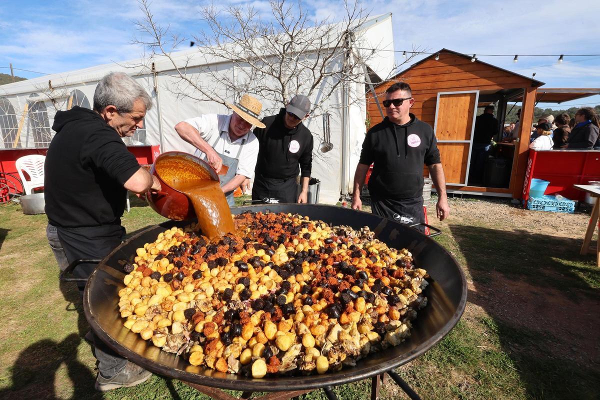 Imagen de la pasada edición del concurso de sofrit pagès en Santa Agnès