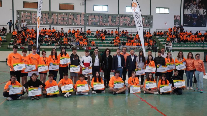 Las Olimpiadas de Aitex reúnen a más de 400 escolares en Ontinyent
