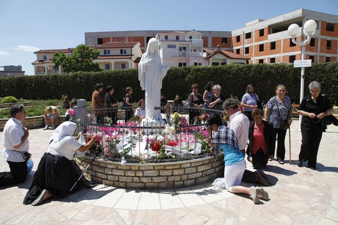 Un detenido por vandalizar el icónico santuario católico mariano de Medjugorje en Bosnia