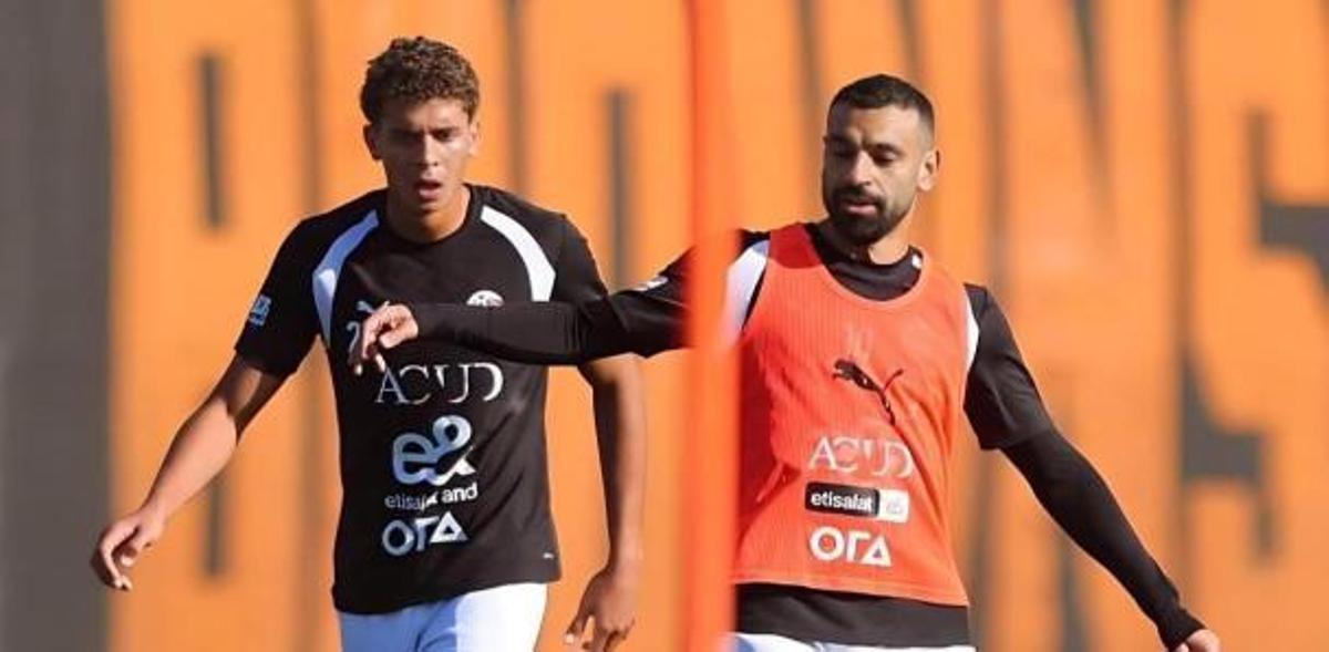 Salah y Hamza Abdelkarim en un entranamiento con Egipto