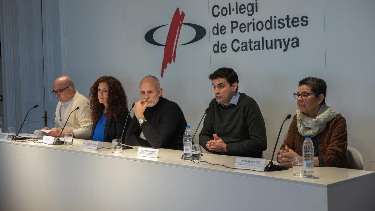 Manuel Barbero , Esther Pujol, Alejandro Maspalomas, Miguel Hurtado y VIcky Bernadet.