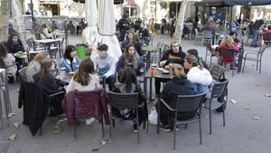 Terrazas de Gràcia abiertas en el primer día de desescalada, el 23 de noviembre.