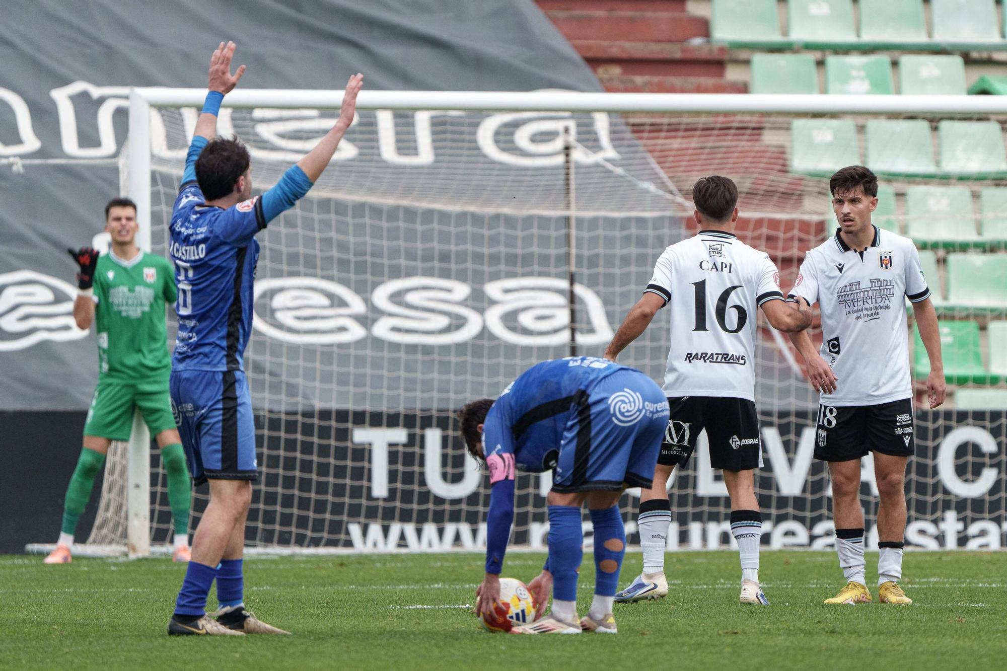 FOTOGALERÍA | Las mejores imágenes del partido Mérida-Orense