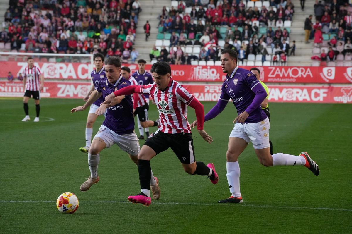 Las imágenes del partido entre el Zamora CF y el CD Guadalajara Las imágenes del partido entre el Zamora CF y el CD Guadalajara