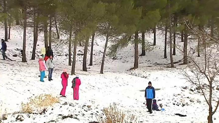 El sur peninsular sufre importantes nevadas durante el fin de semana