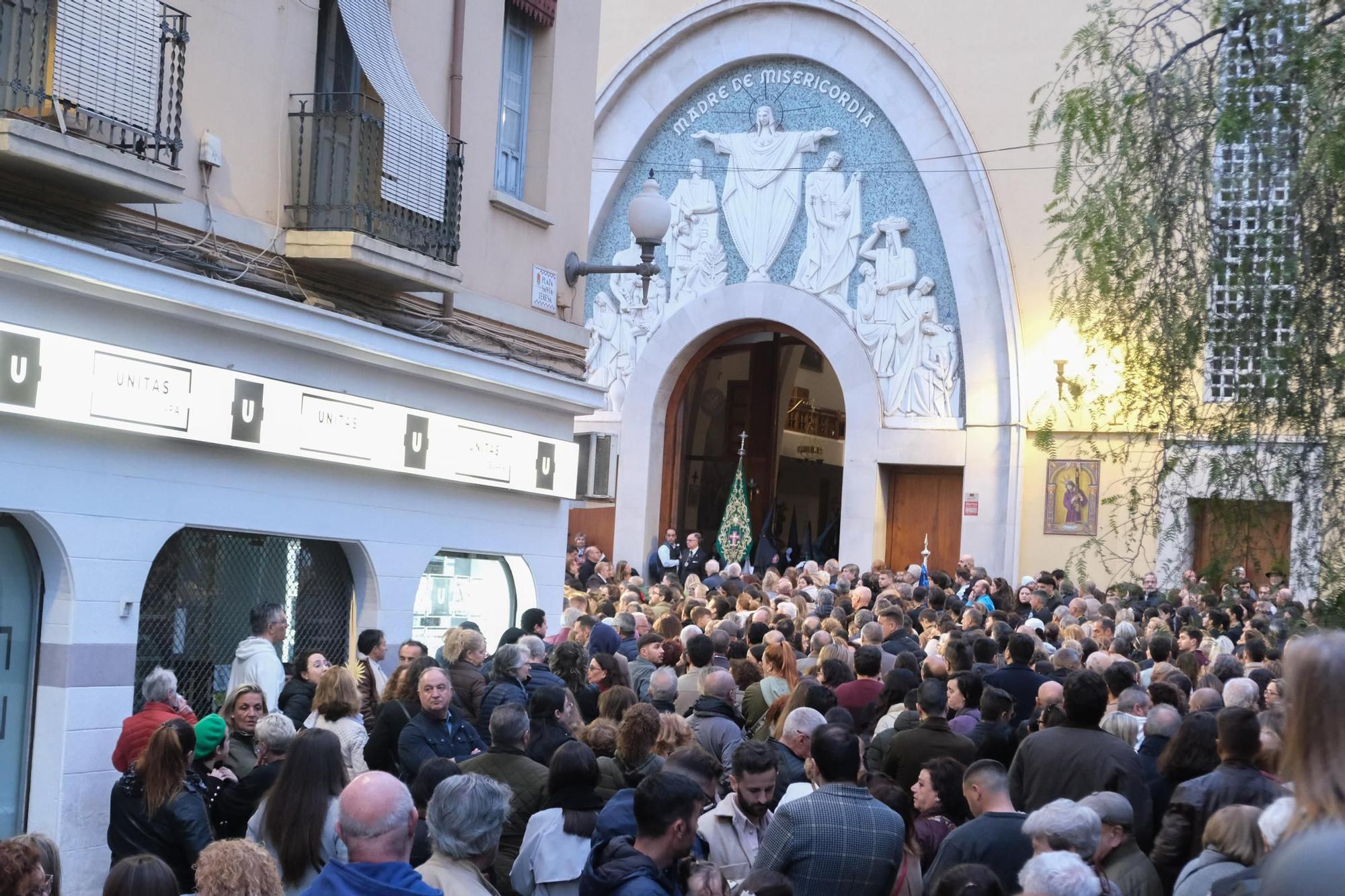 Así han sido las procesiones de la tarde de Domingo de Ramos en Alicante