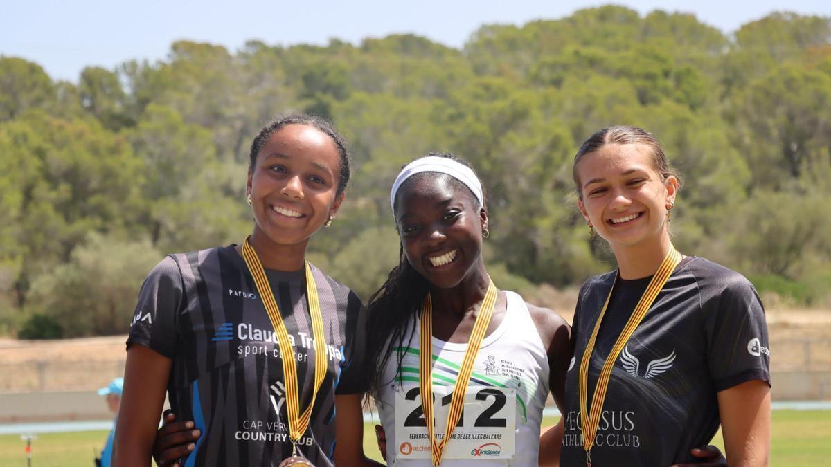 El fuerte calor marca el Campeonato de Baleares de atletismo