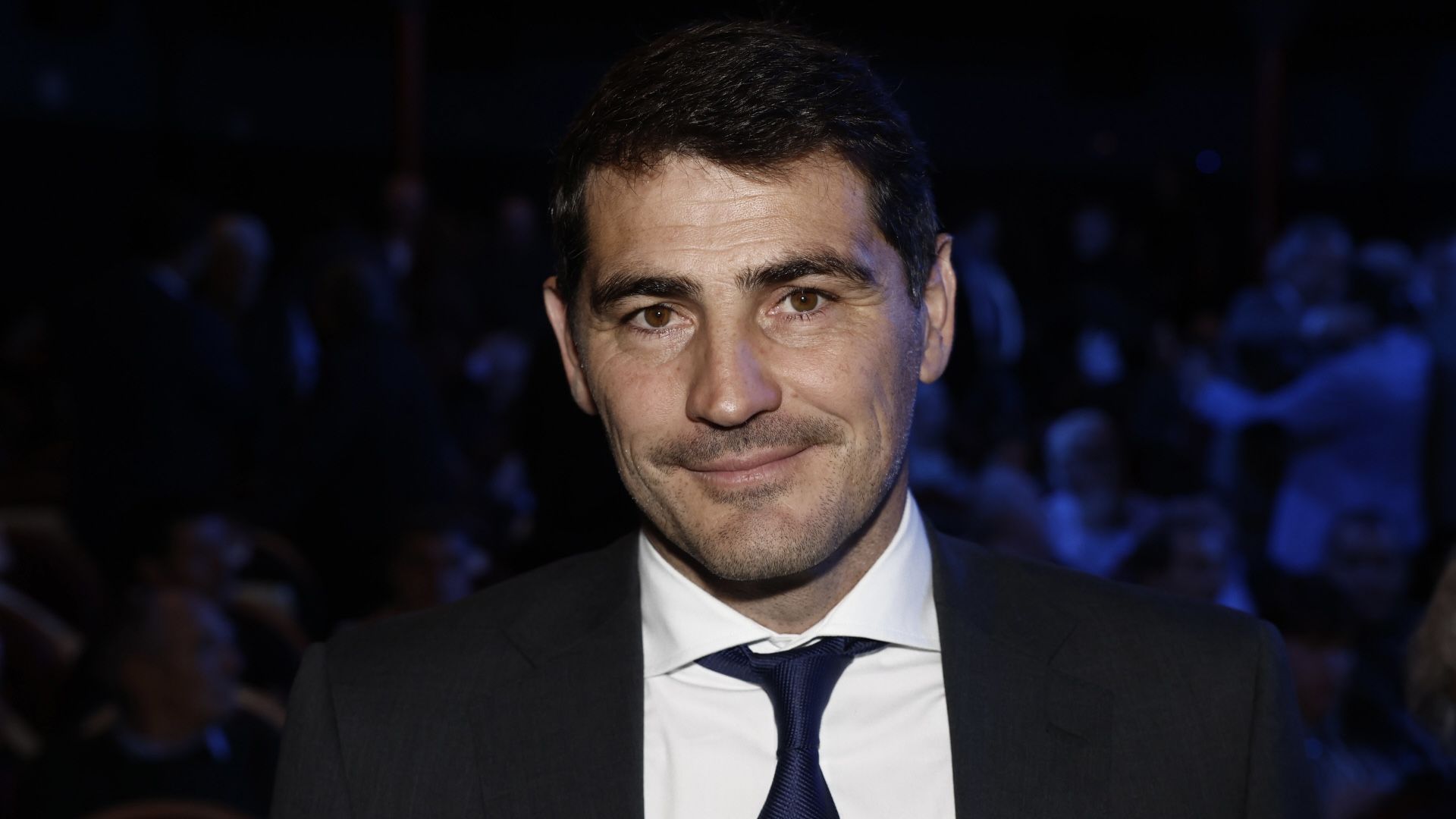IKER CASILLAS AMANTES AMIGAS | Iker Casillas estalla tras las últimas  declaraciones de sus 'amigas': "¿No hay más gilip*llas?