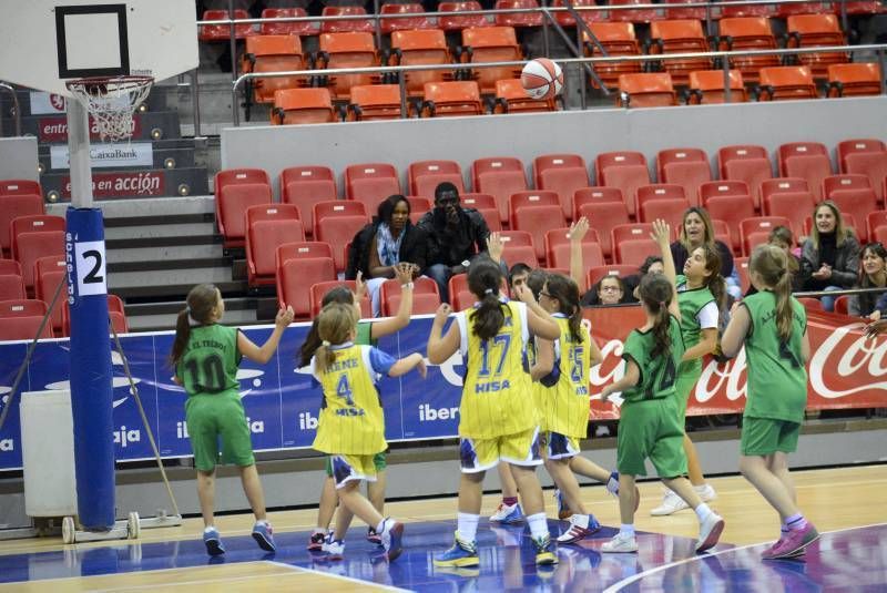 DÍA DEL MINIBASKET. Partidos de las 9:45 horas