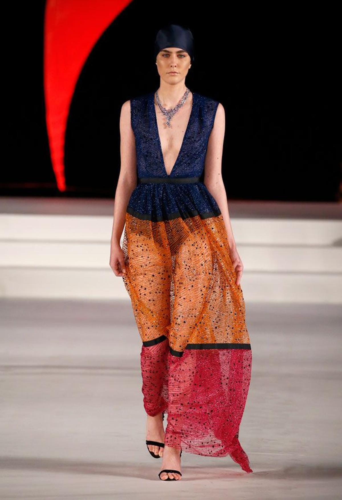 Mercedes Benz Fashion Weekend Ibiza: Alvarno, vestido tricolor