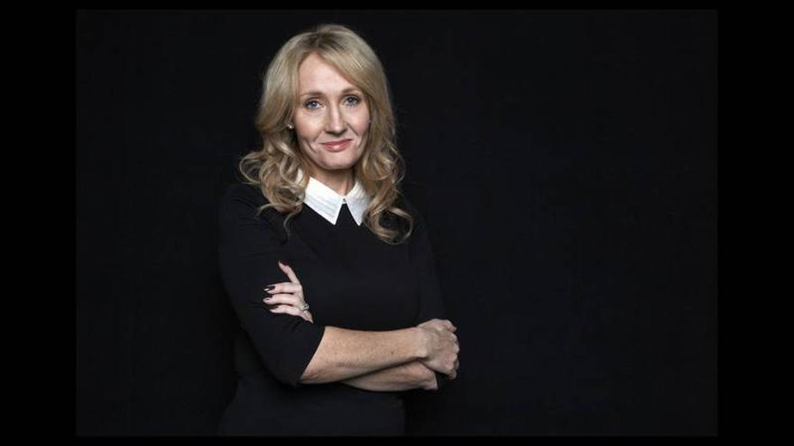 J. K. Rowling desvela los rechazos a su primera novela con seudónimo