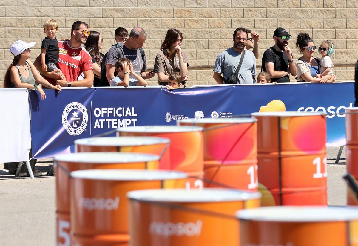 Totes les fotos de Toni Bou establint un nou Rècord Guinness a la seva rotonda de Piera