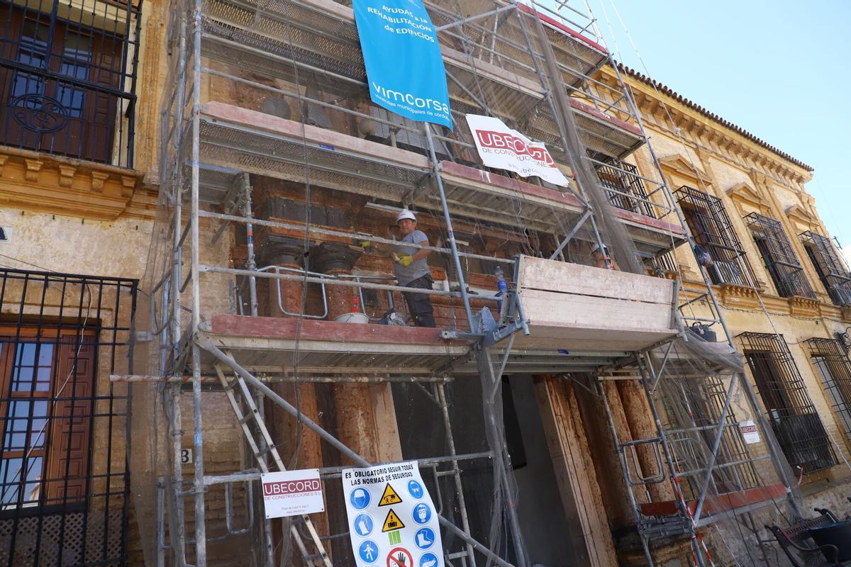 Rehabilitación fachada plaza de Vizconde de Miranda. Ayudas de Vimcorsa para arreglar fachadas
