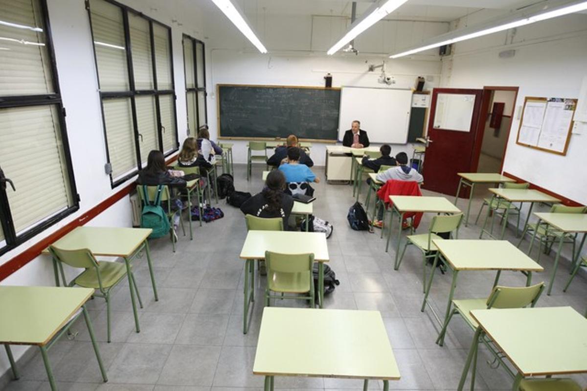 Els nou alumnes que han anat a l’Institut Anna Gironella Llars Mundet de Barcelona, aquest dimecres. Els nou alumnes que han anat a l’Institut Anna Gironella Llars Mundet de Barcelona, aquest dimecres.