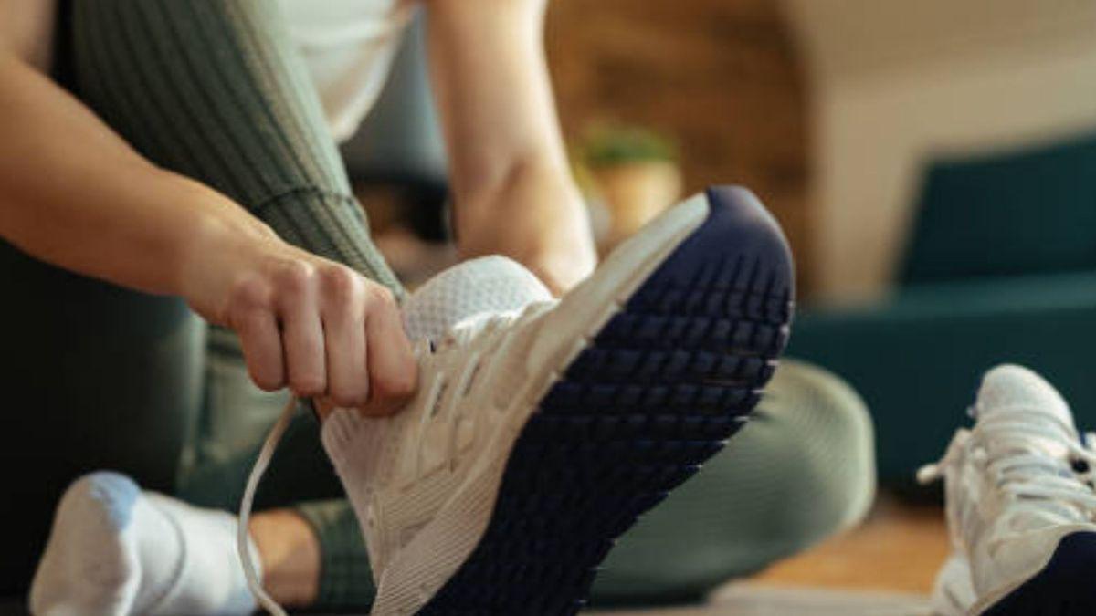 DILATADOR DE CALZADO MERCADONA: El nuevo invento de Mercadona con el que  podrás recuperar los zapatos que te quedan pequeños