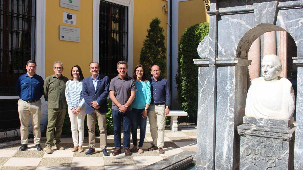 Equipo directivo del Instituto de Enseñanza Secundaria Aguilar y Eslava de Cabra.