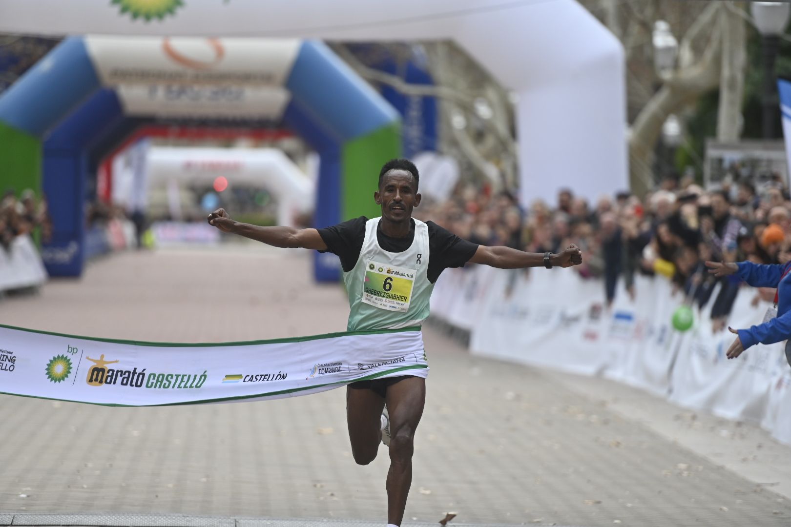 Búscate en las fotos: Las mejores imágenes del Marató bp y el 10K Facsa 2024 de Castelló