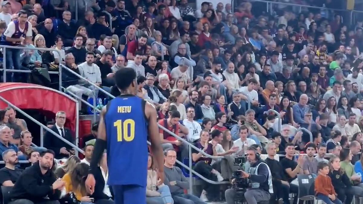 Chimezie Metu sufre un esguince en la rodilla izquierda