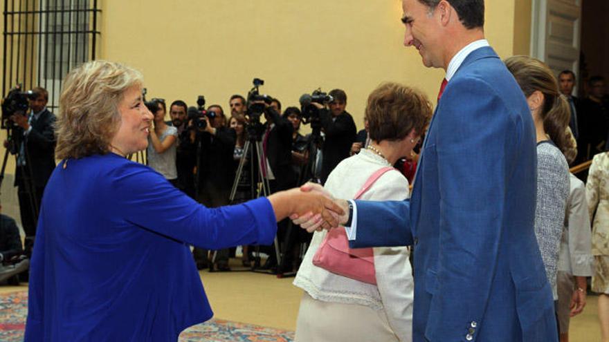 Felipe VI y doña Letizia reciben a la presidenta de Solidaridad Intergeneracional, Ana Isabel Esteban.