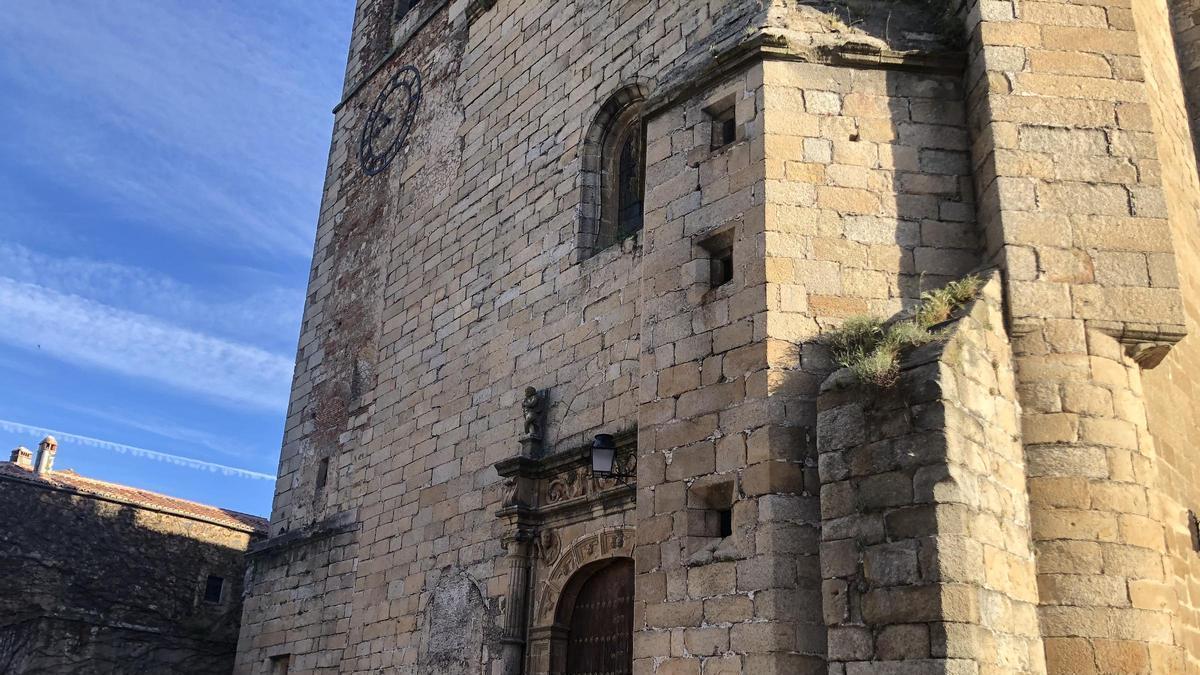 Vídeo | Cáceres: se venden dulces artesanos y... desayuno como regalo para quedar de lujo