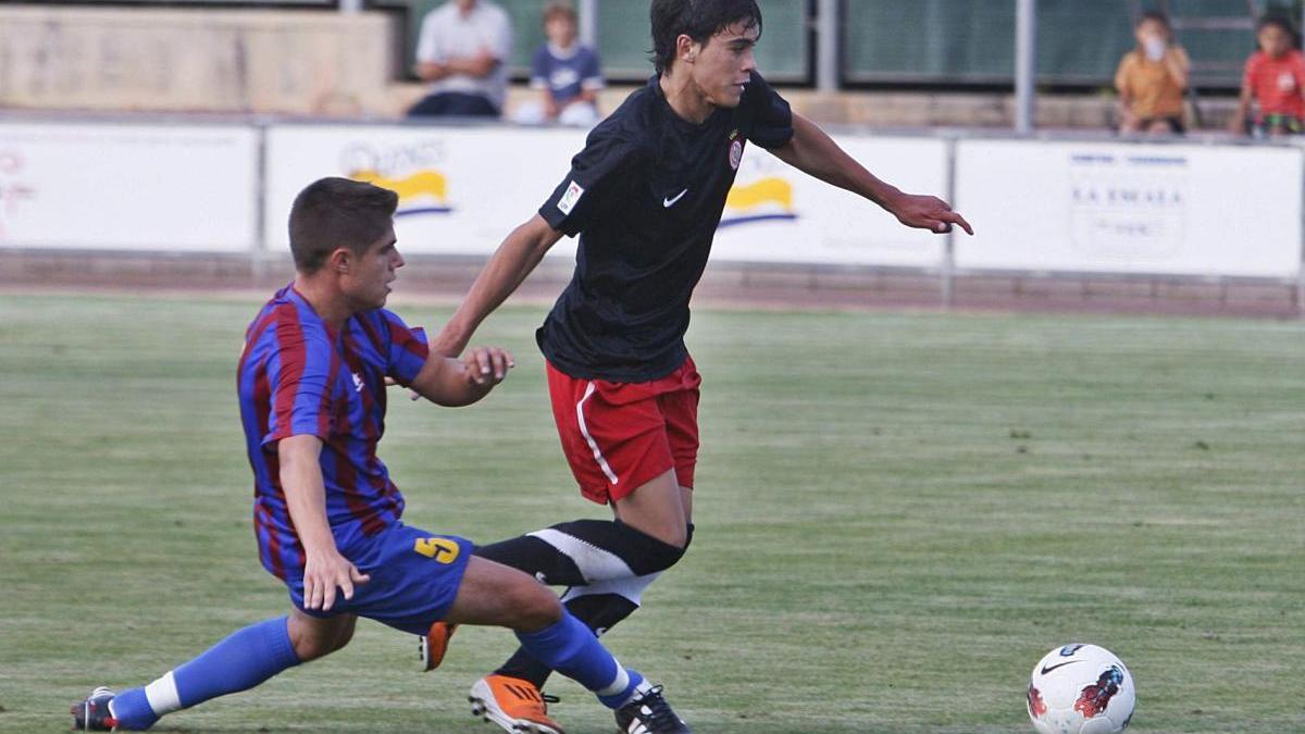 Biancucchi, en un amistós contra l&#039;Escala l&#039;estiu del 2011, un dels dos partits que va jugar amb la samarreta del Girona.