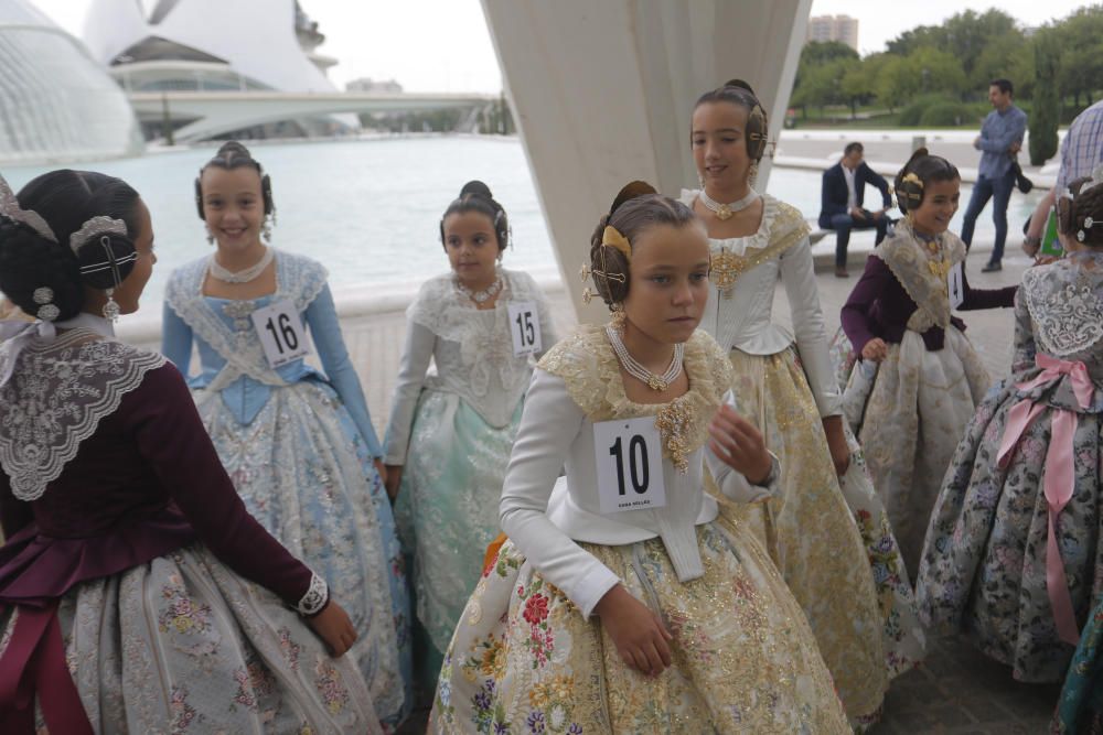 Las candidatas a Fallera Mayor Infantil visitan el Museo Príncipe Felipe