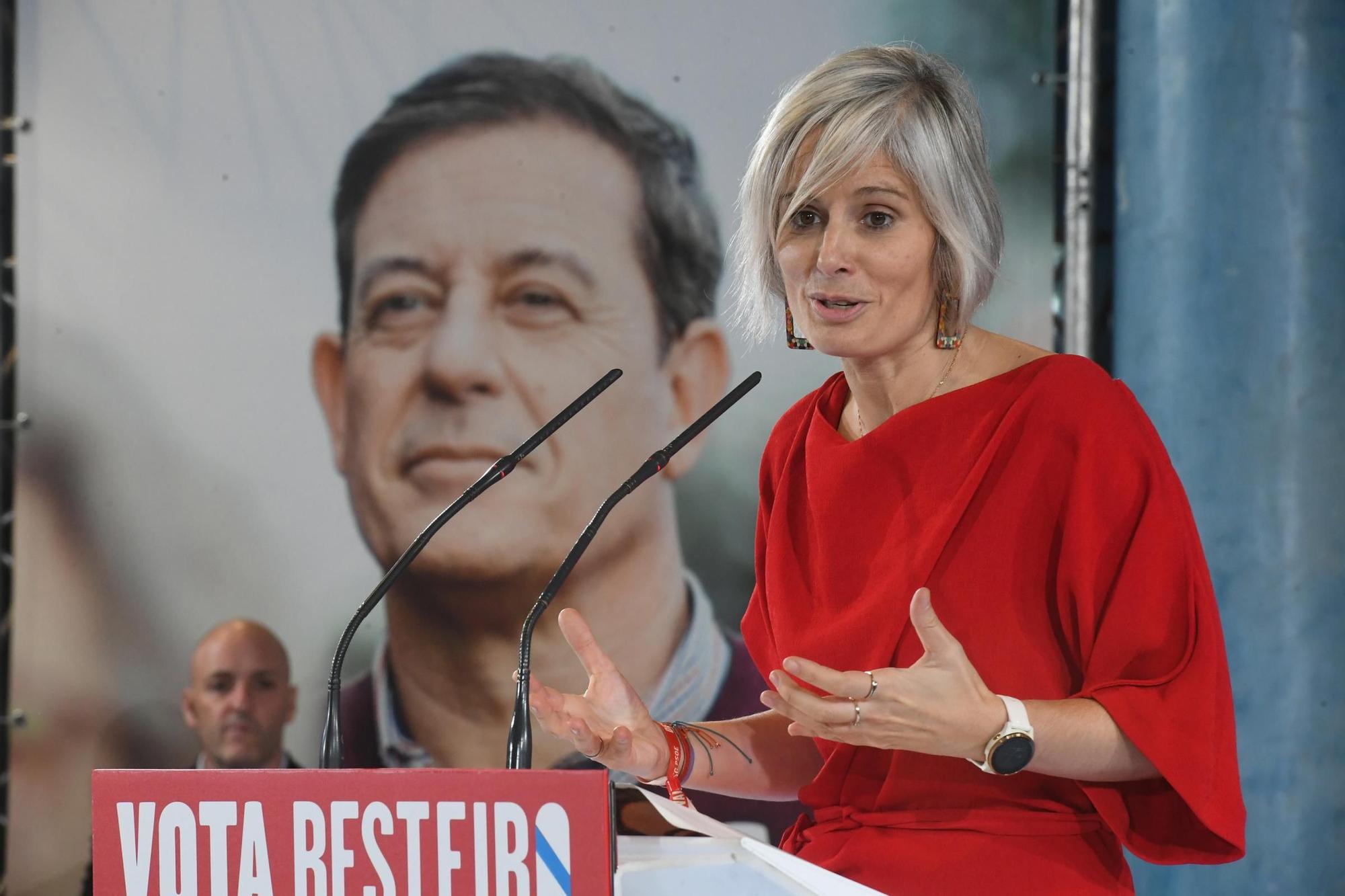 Zapatero apoya en A Coruña a Besteiro en la carrera por las elecciones gallegas del 18-F
