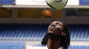 El jugador togolès ha estat presentat al Santiago Bernabéu.