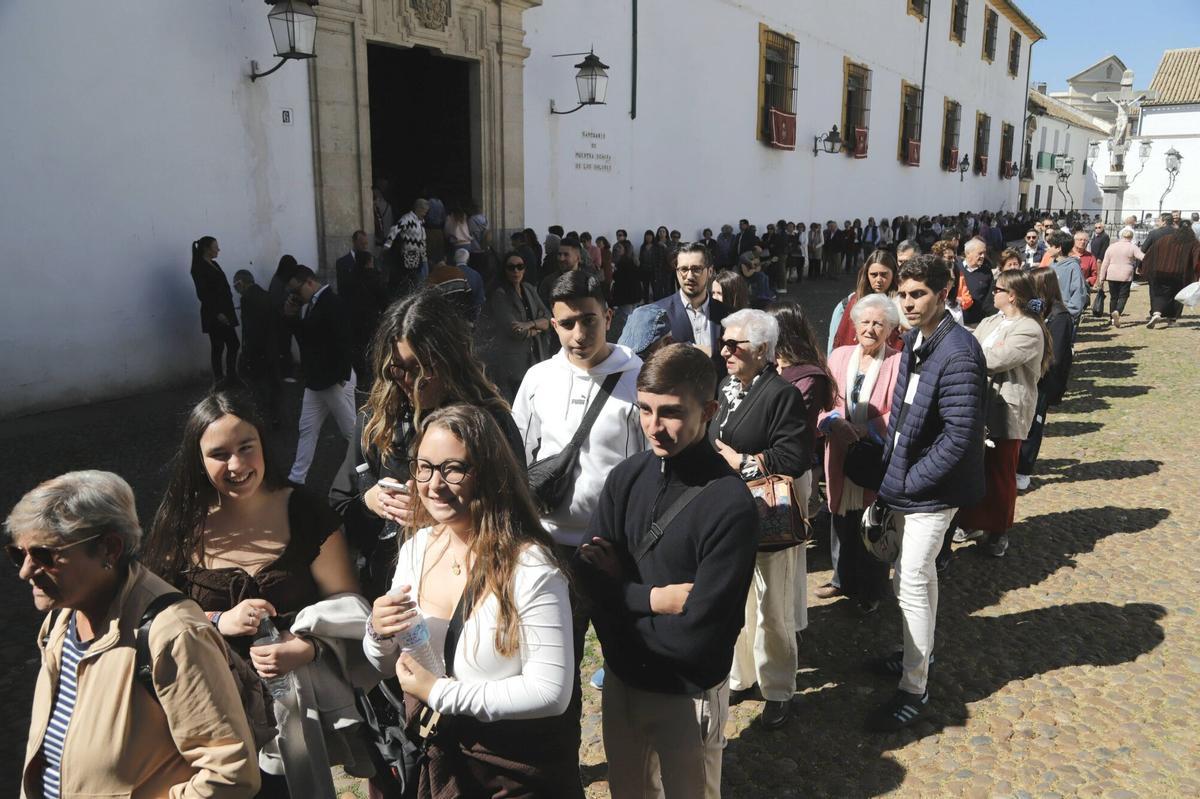El Viernes de Dolores en Capuchinos, en imágenes