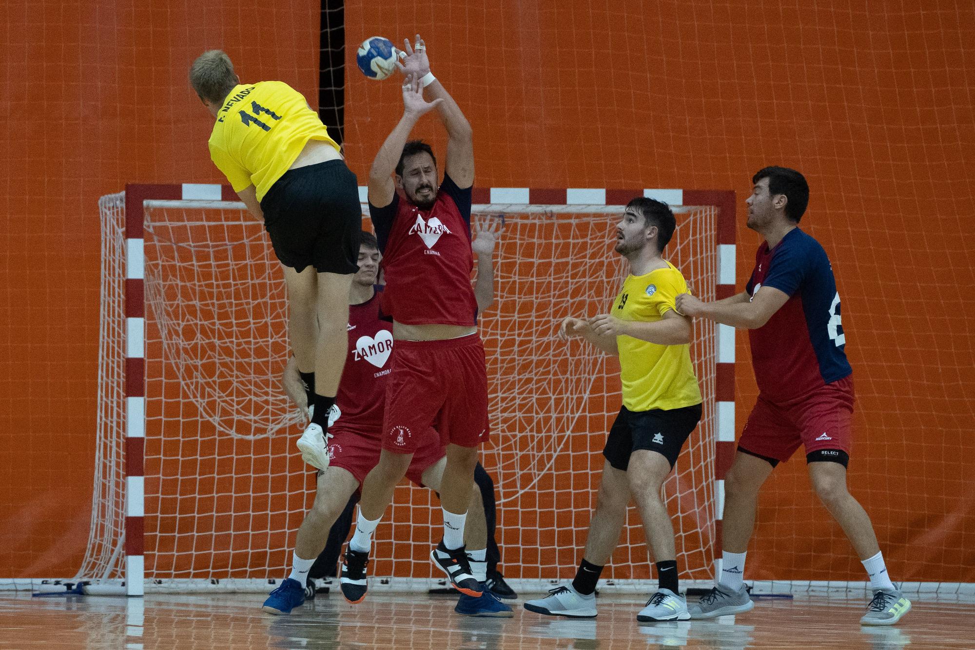 PRETEMPORADA BALONMANO ZAMORA-18.JPG