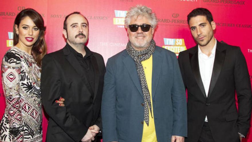 Blanca Suárez, Areces, Almodóvar y Miguel Ángel Silvestre.