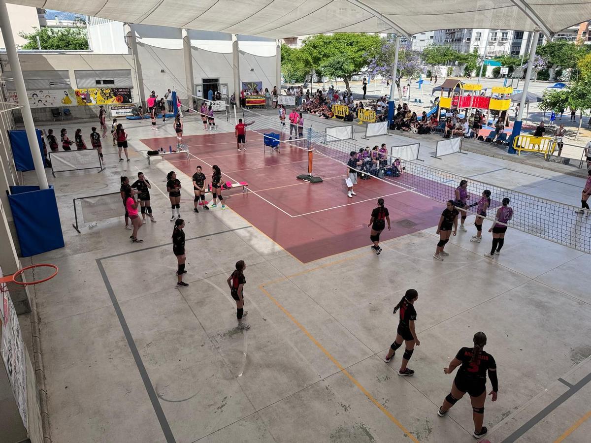 Imagen de una jornada de deporte en el Grau en un día sin lluvia