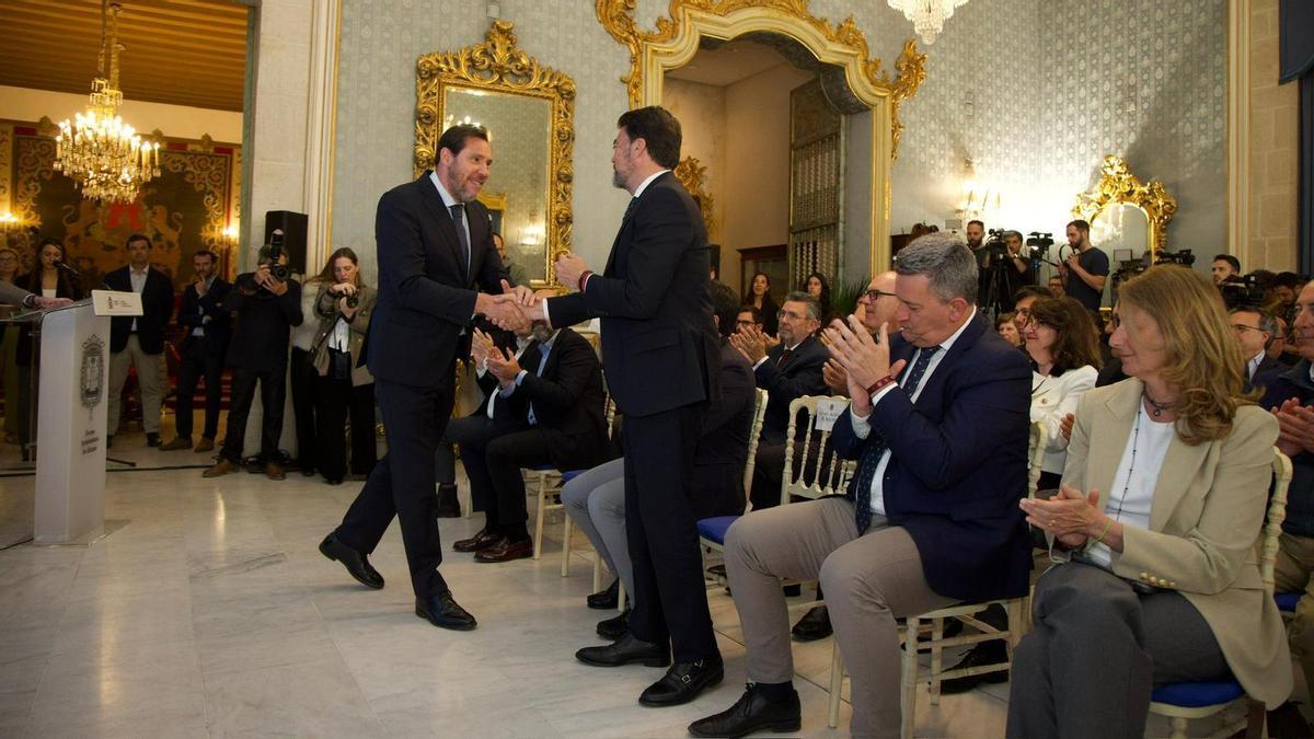 Barcala y Puente presentan el proyecto de Parque Central de Alicante