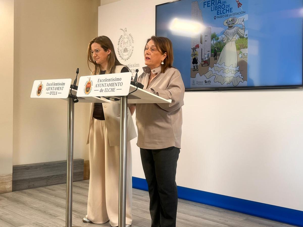 La gerente de Diecisiete musas, Marina Vicente, y la concejala Caridad Martínez en la rueda de prensa.