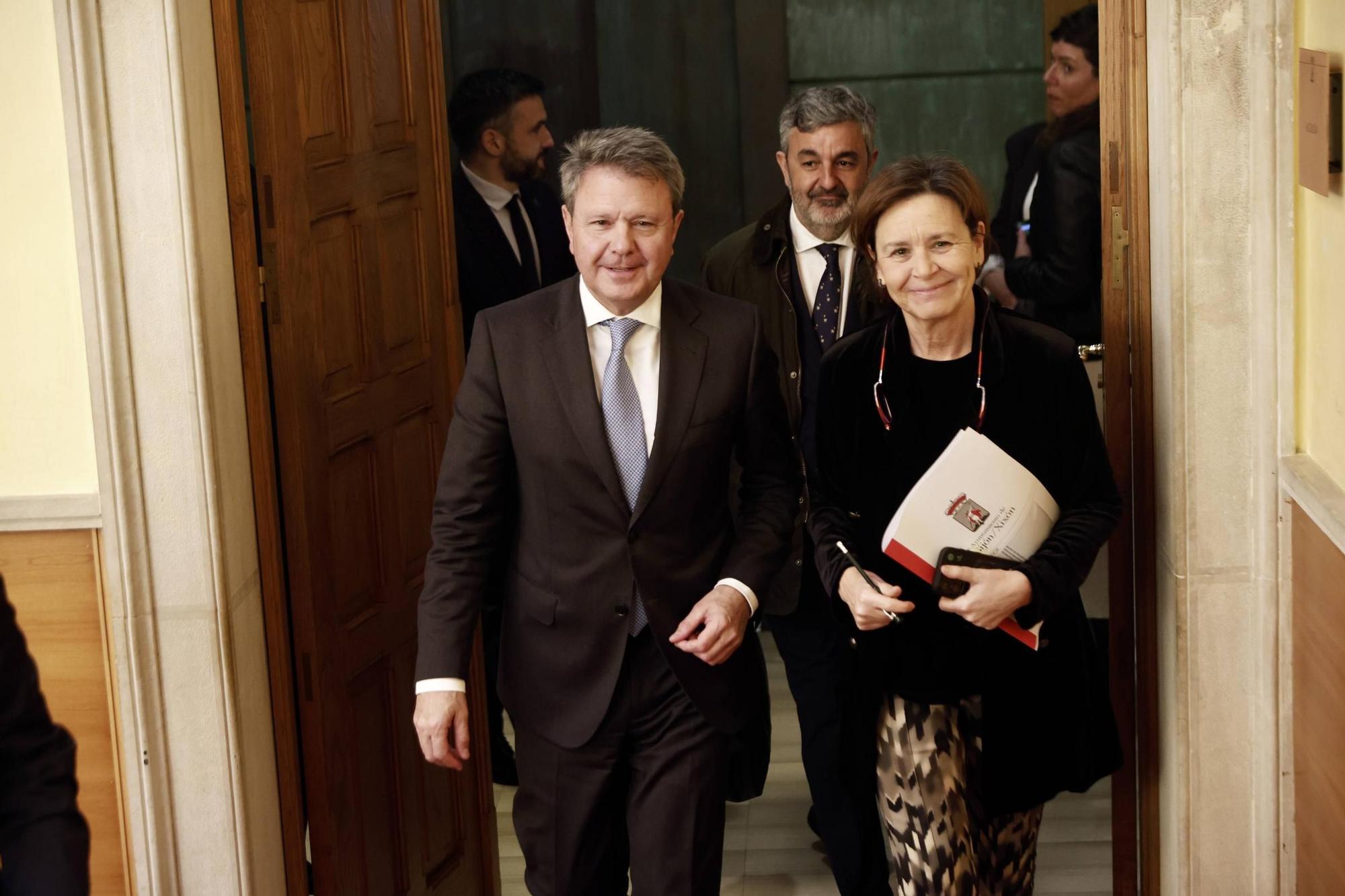 Así fue la reunión del consejo de Gijón al Norte (en imágenes)