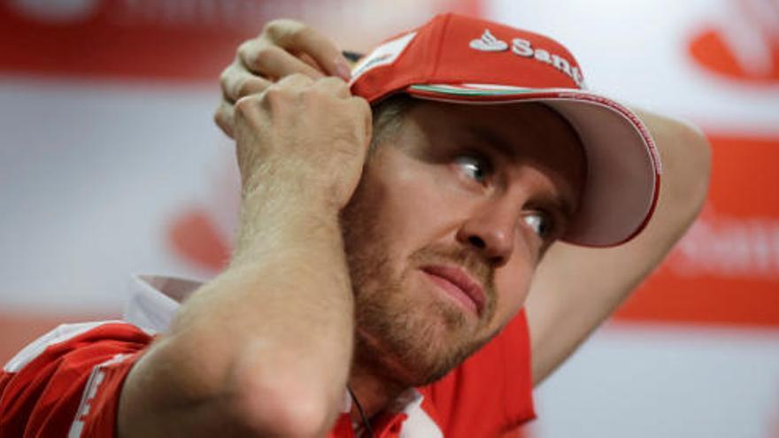 Sebastian Vettel: &quot;Charlie (Whiting), vete a la mierda&quot;