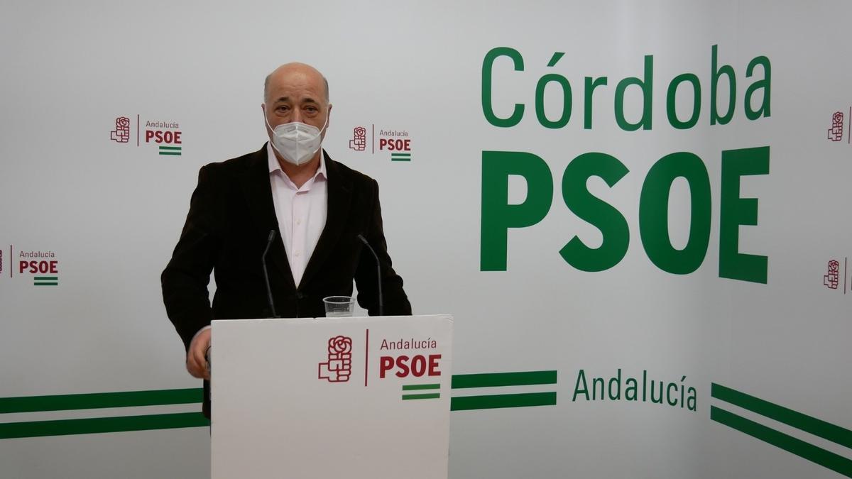 El secretario general del PSOE de Córdoba, Antonio Ruiz.